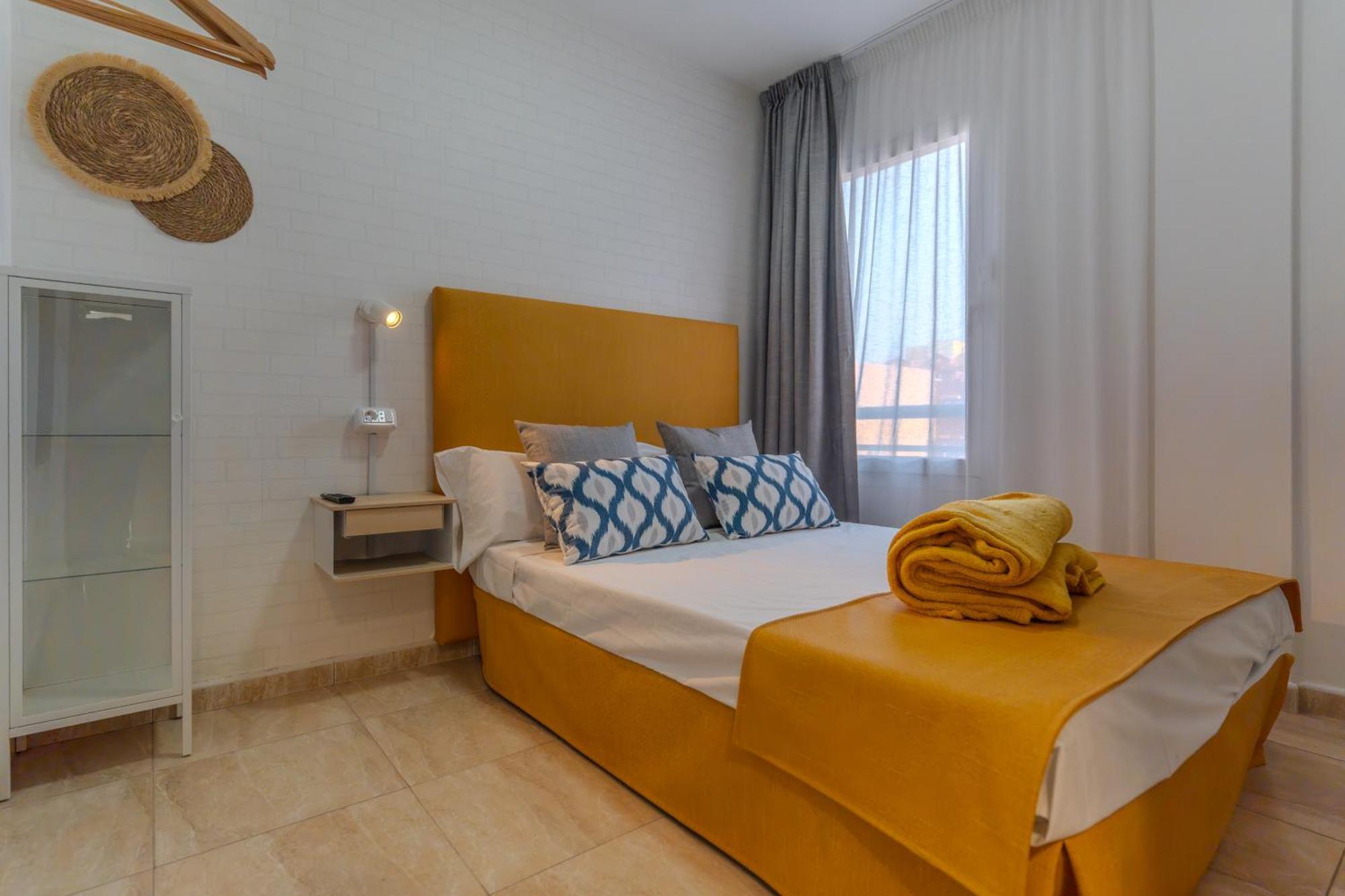Rooms City San Isidro  Exteriör bild
