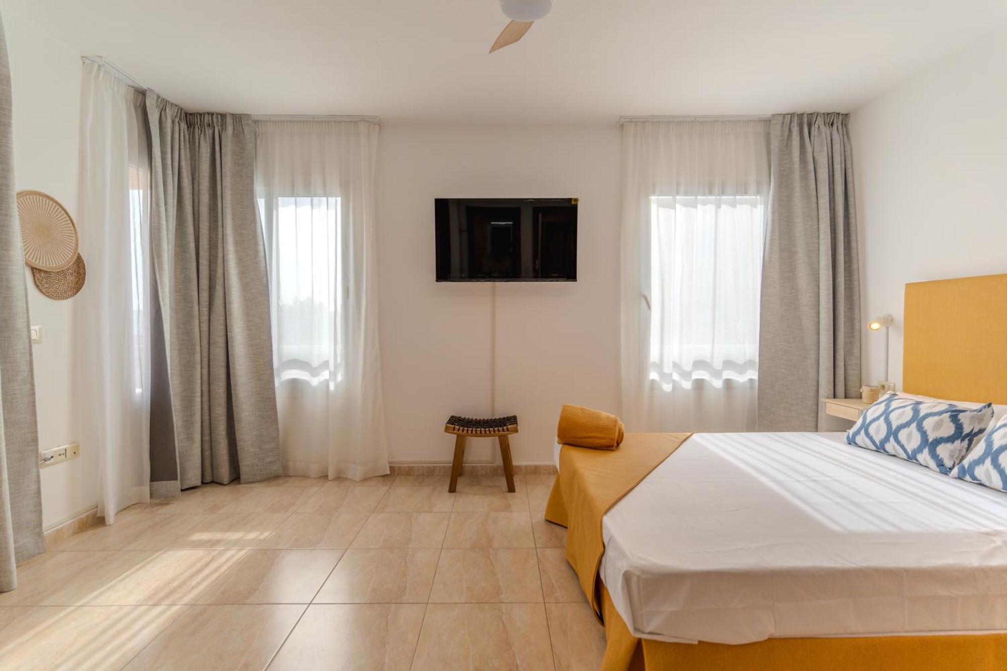 Rooms City San Isidro  Exteriör bild