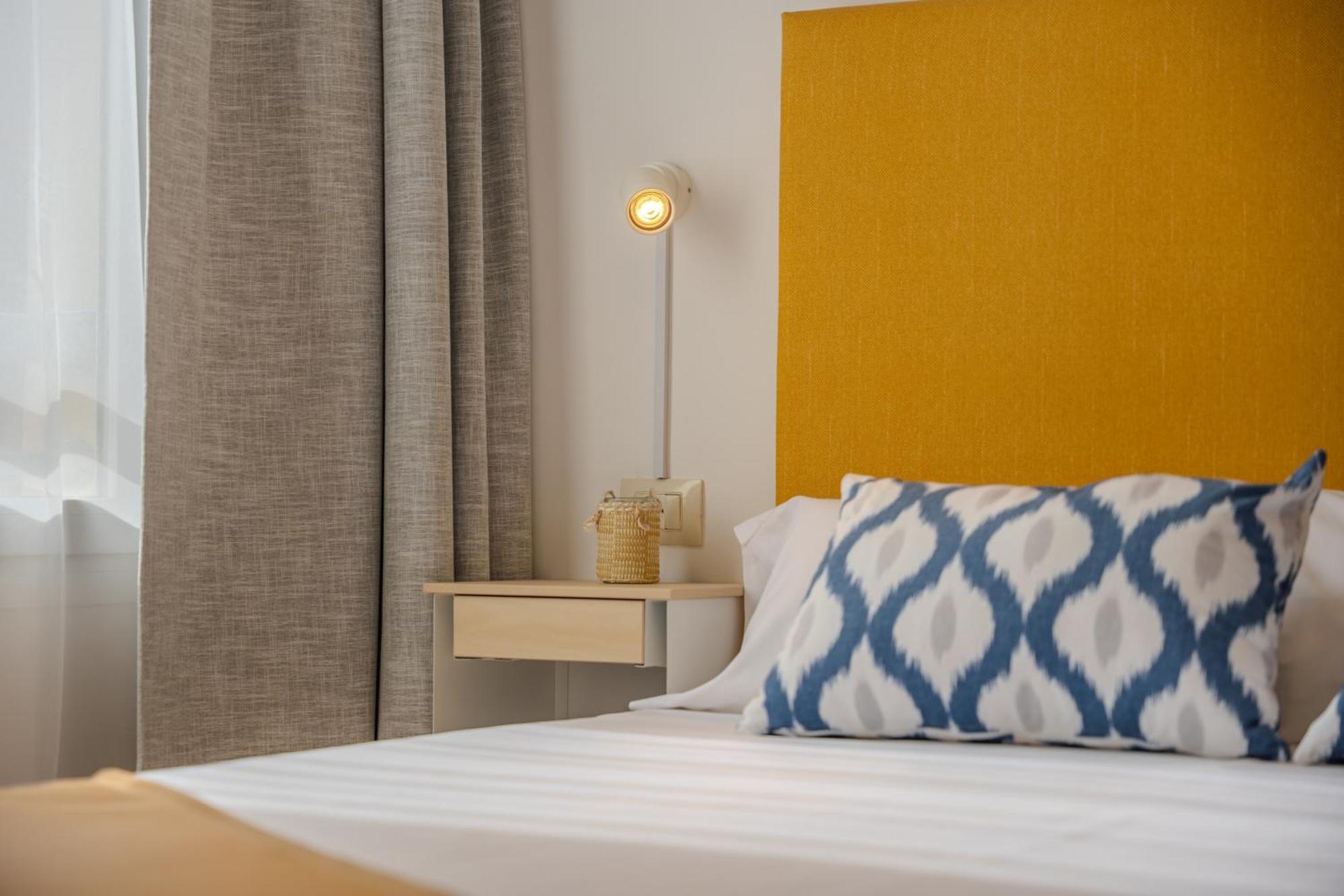 Rooms City San Isidro  Exteriör bild